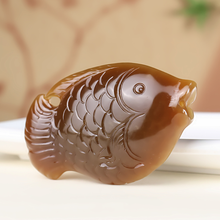 天然新疆和田玉糖玉籽料玉鱼手把件连年有余玉石挂件把玩件金鱼