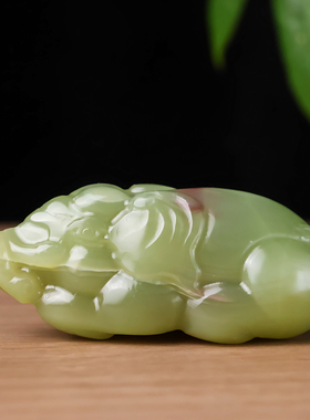 和田玉籽料大象手把件