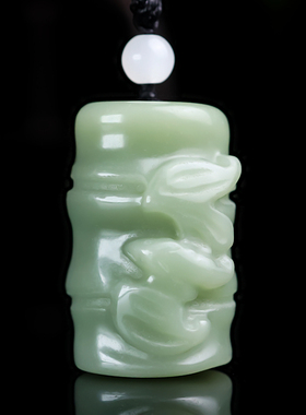 和田玉籽料竹子蝙蝠手把件