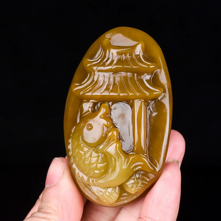新疆和田玉糖料原石鱼跃龙门手把件天然玉石精雕鱼化龙挂件把件