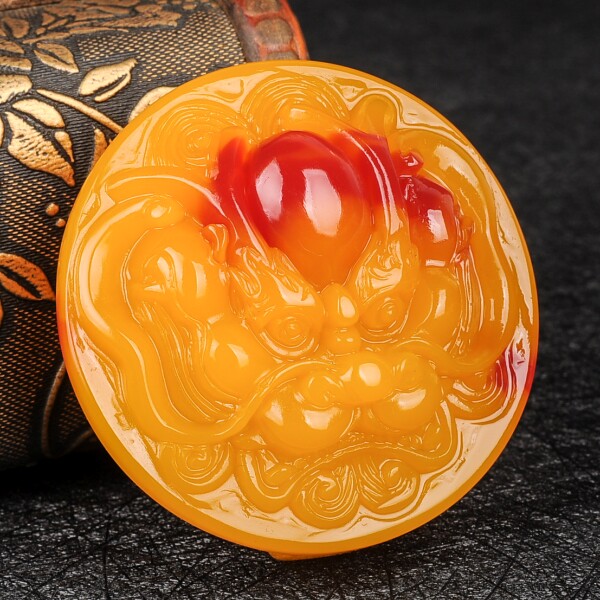 天然新疆和田玉皮带扣彩玉金丝玉龙头腰带扣鸡血红龙头玉石腰饰