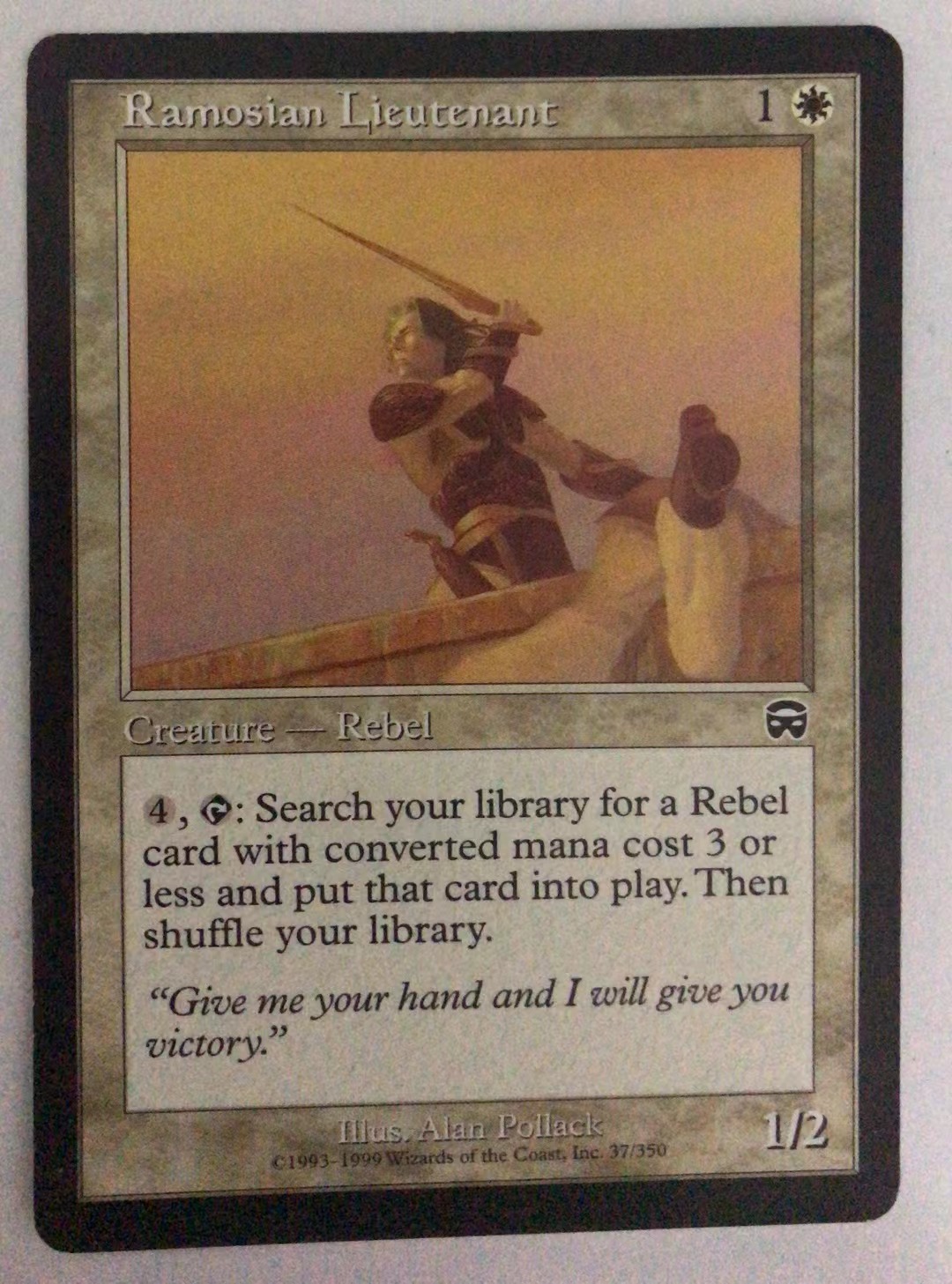 万智牌 瑞莫斯教尉官 玛凯迪亚 普 铁 白 英文 实拍 上海文波 MTG