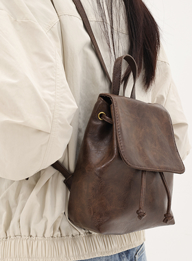 双肩包女ins韩系通勤黑色复古皮质小包出游户外百搭小众轻便背包