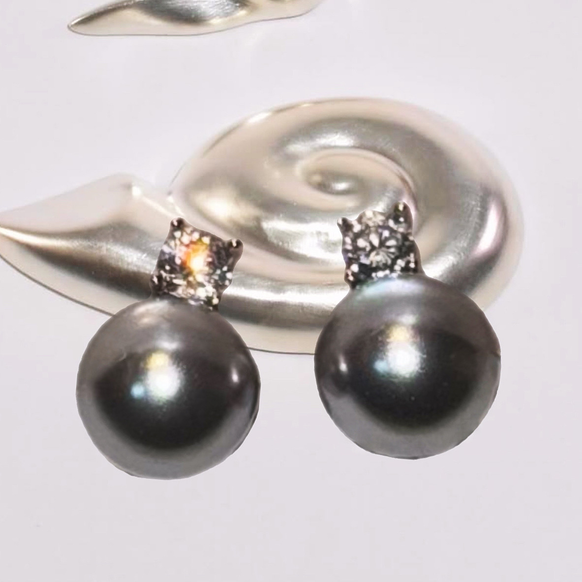 银灰的晶莹 黄打屁戴妃款铂金灰简约施家正圆强光清冷感925耳钉夹