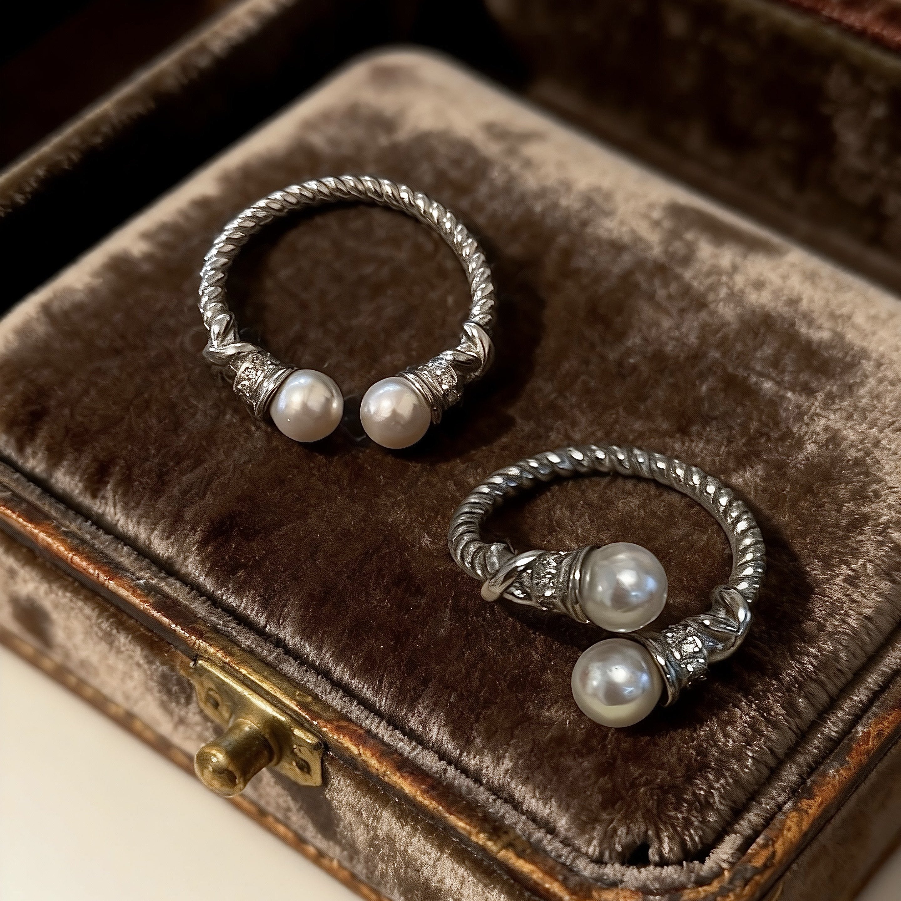 赞美诗 黄打屁复古编织轻奢高级麻花开口食指中古风925银贝珠戒指