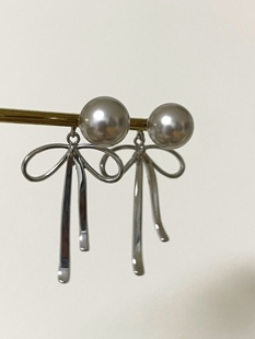 灰蚌 真多麻灰珍珠女小众设计高级质感蝴蝶结小众925耳钉蚊香盘环