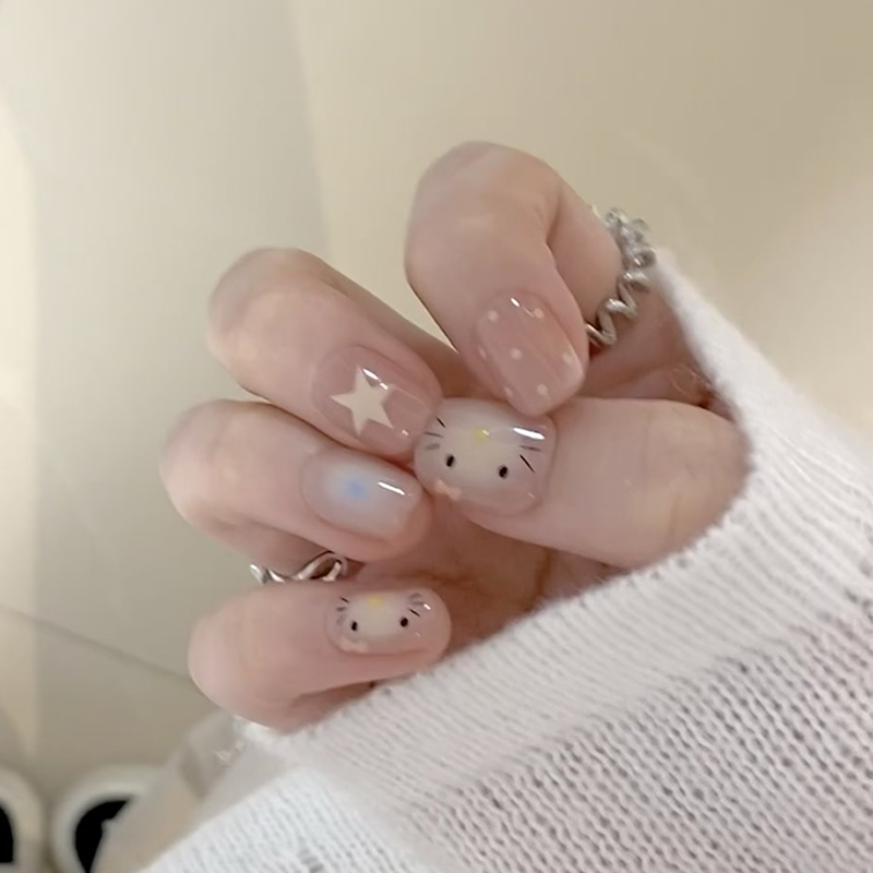 短款穿戴甲甜心kitty可爱显白手绘高级显白新娘孕妇可拆卸假指甲