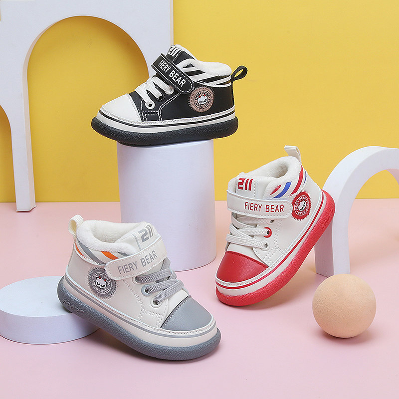 运动梵勒亲肤儿童时尚保暖棉鞋