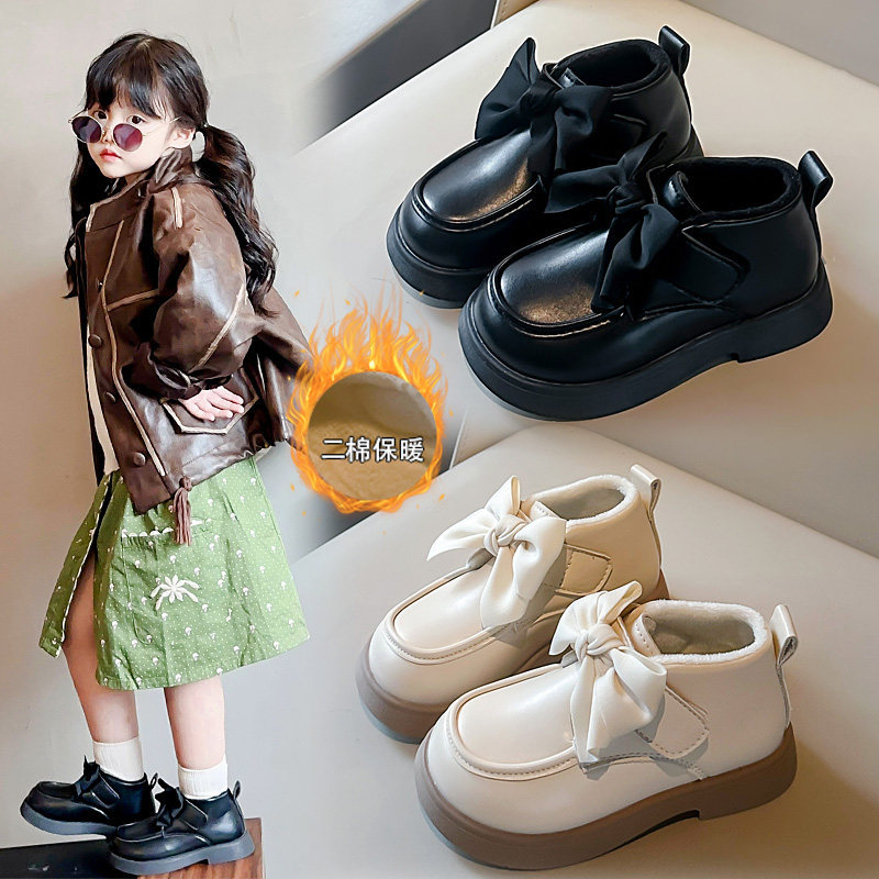 梵勒人造革女童飞织甜美春秋