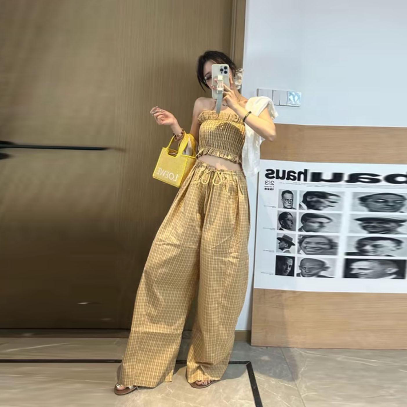 2025夏季新款韩版时尚百搭显瘦辣妹格子抹胸+高腰显瘦长裤套装潮