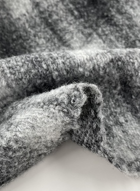 欧洲进口 灰色格纹蓬松感千层酥弹力亲肤针织羊毛面料秋冬布料diy