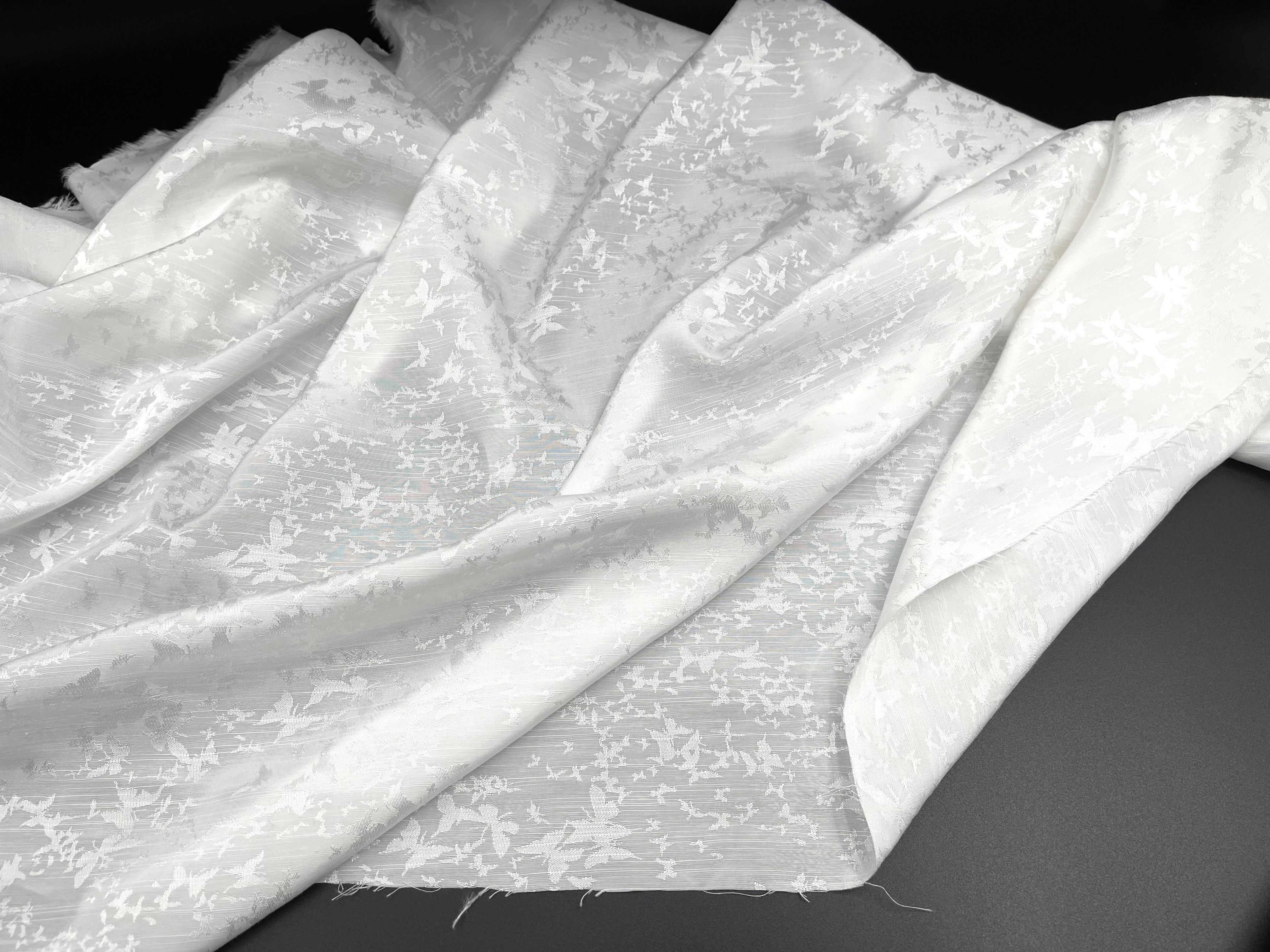 光泽古风 纯白色不规则蝴蝶提花织花亚麻棉麻面料汉服旗袍裙布料