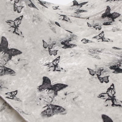光泽垂感弹力 白色水墨晕染蝴蝶印花金钻绒丝绒面料连衣裙布料DIY