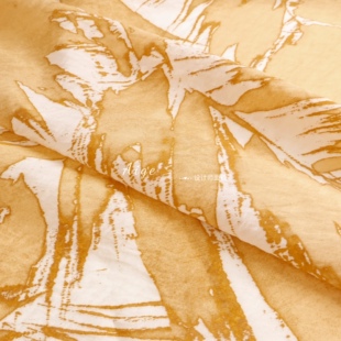 柔软垂感 浅姜黄色抽象不规则印花天丝麻亚麻面料连衣裙衬衫布料