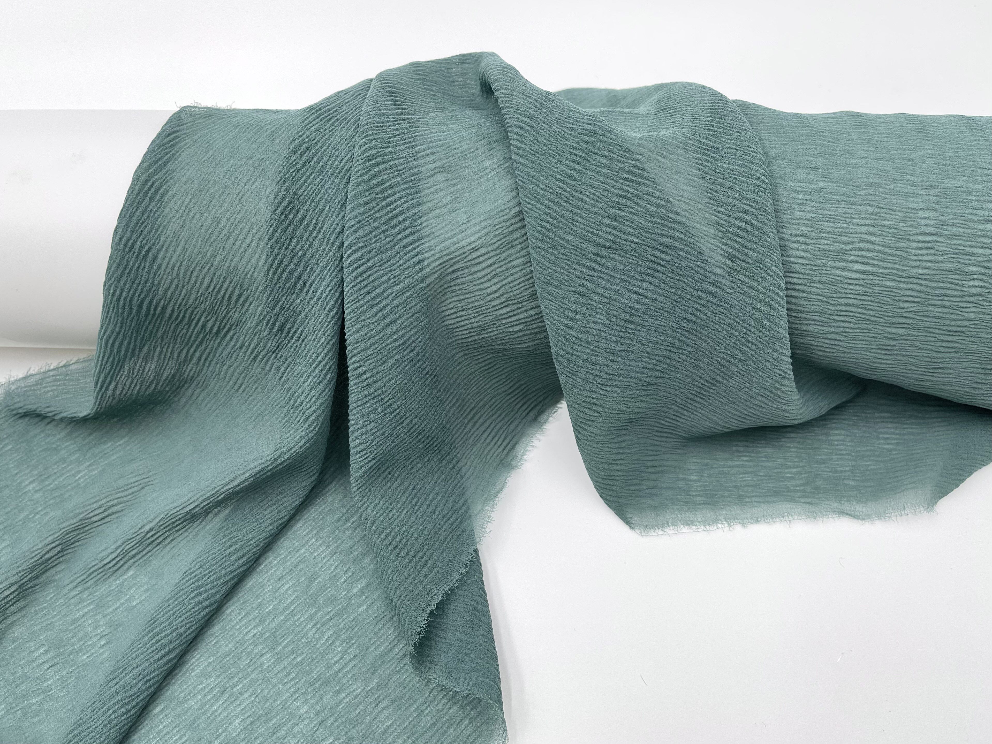 褶皱雪纺 莫兰迪豆沙绿设计师款三宅一生压褶弹力时装面料diy布料