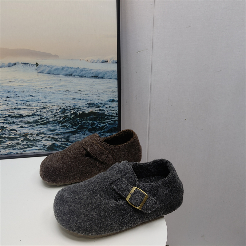 2025年秋冬新款断码处理女鞋时尚百搭舒适轻便复古绒里休闲勃肯鞋