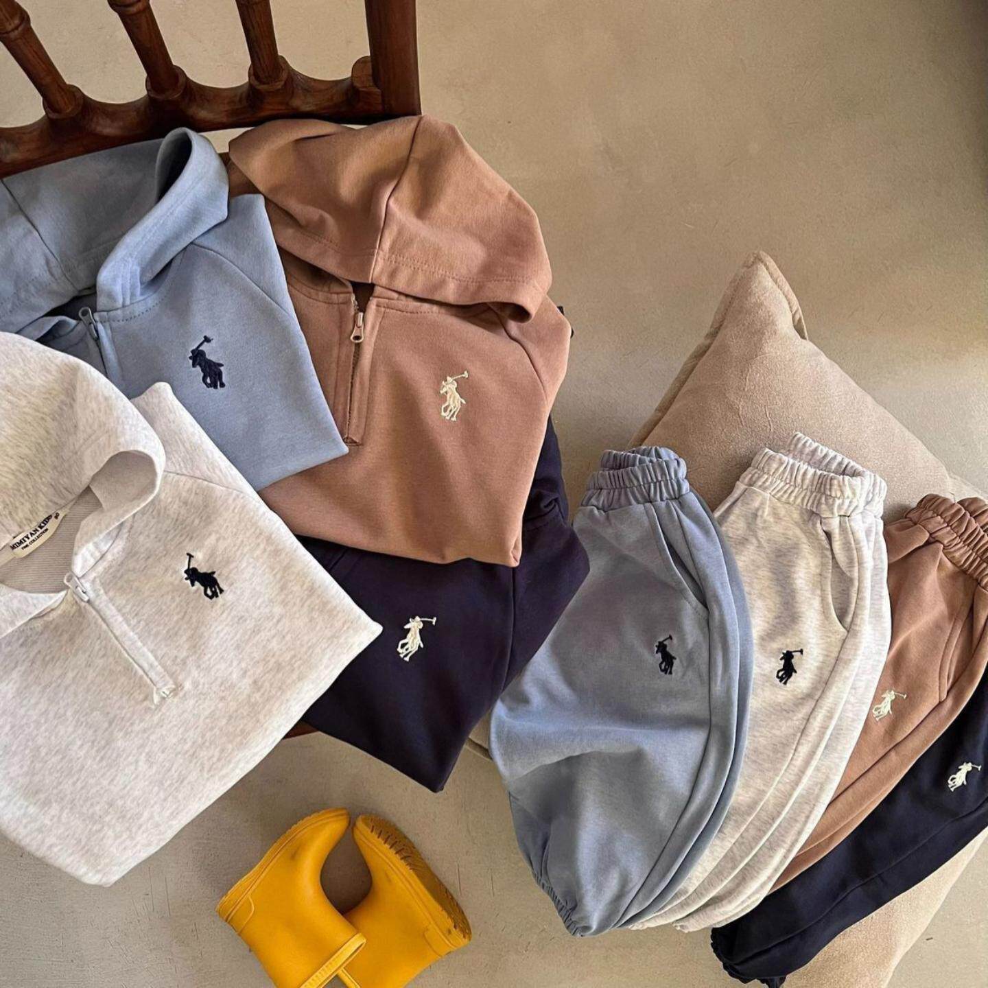 潮流儿童套装2026春秋新款男女童韩版刺绣连帽卫衣宝宝卫裤两件套