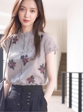 2025夏季新款印花洋气别致小衫碎花立领短袖小个子减龄显瘦衬衫女