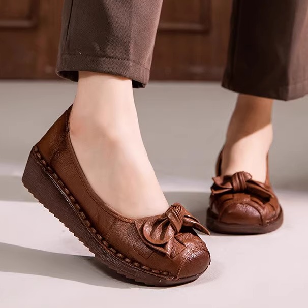 头层牛皮复古单鞋真皮软底妈妈鞋防滑牛筋底坡跟中老年蝴蝶结女鞋