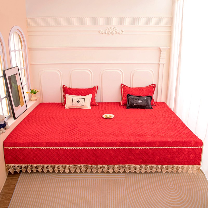 牛奶绒红色床盖婚床加厚床单夹棉垫被珊瑚绒炕盖加大3.5m榻榻米垫
