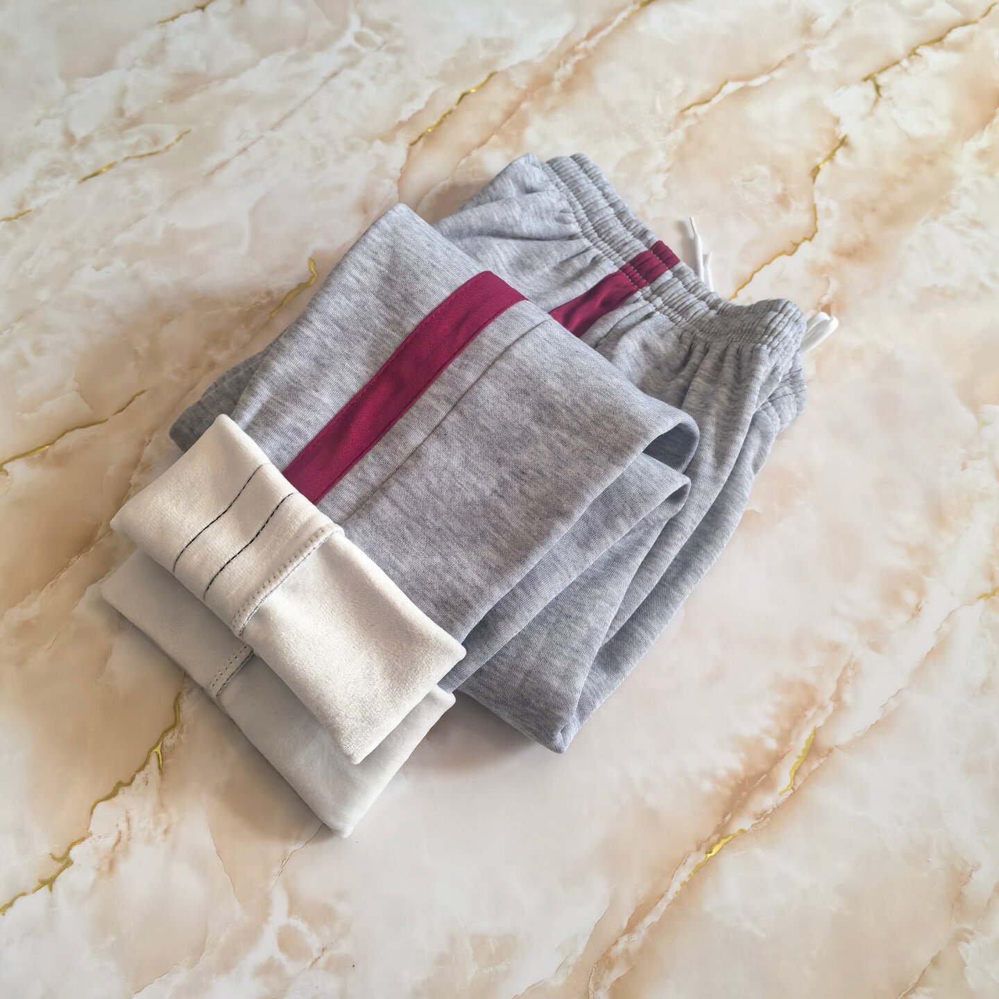 深红宽条一道杠灰色校服裤子冬季