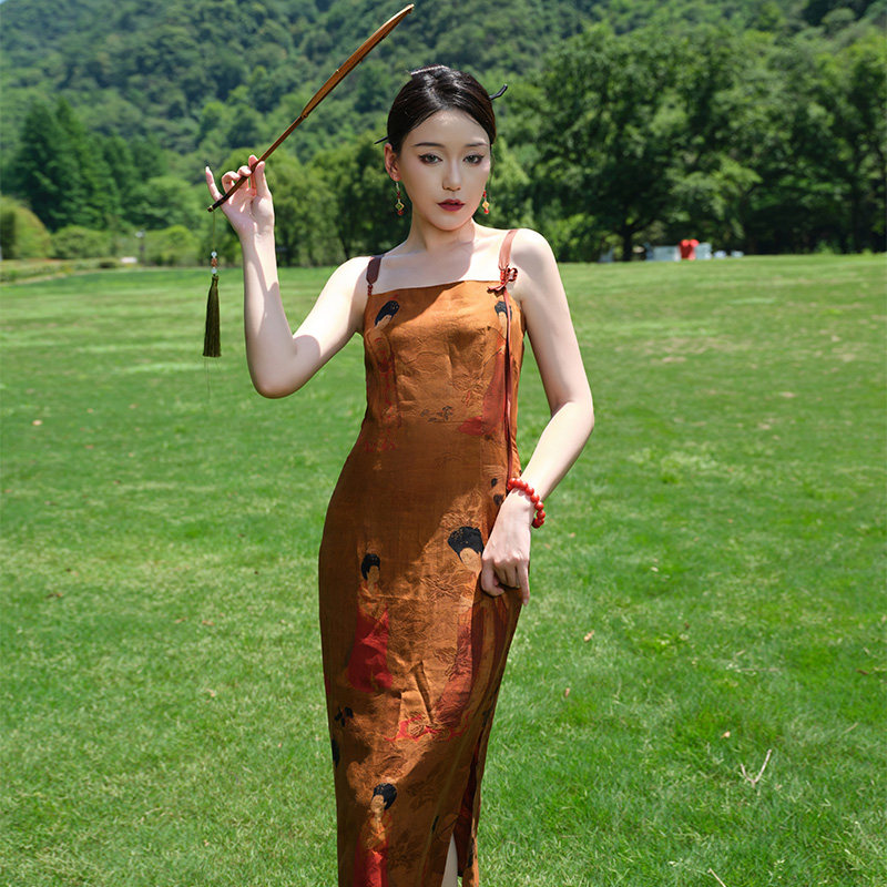 听旬夏季簪花仕女图香云纱原创国风连衣裙女中长款印花图案吊带裙