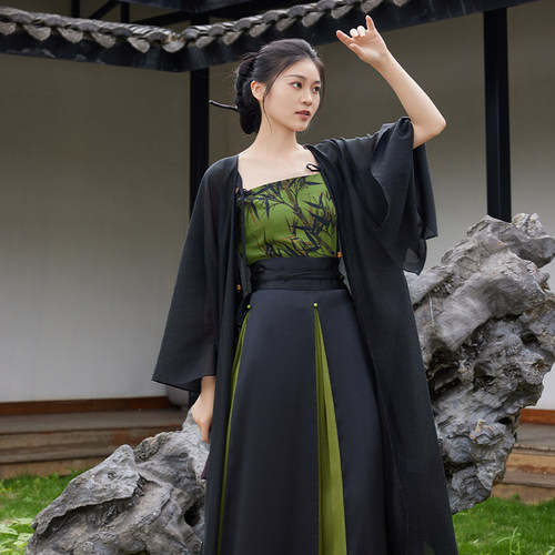 听旬香云纱四破三裥裙汉服套装