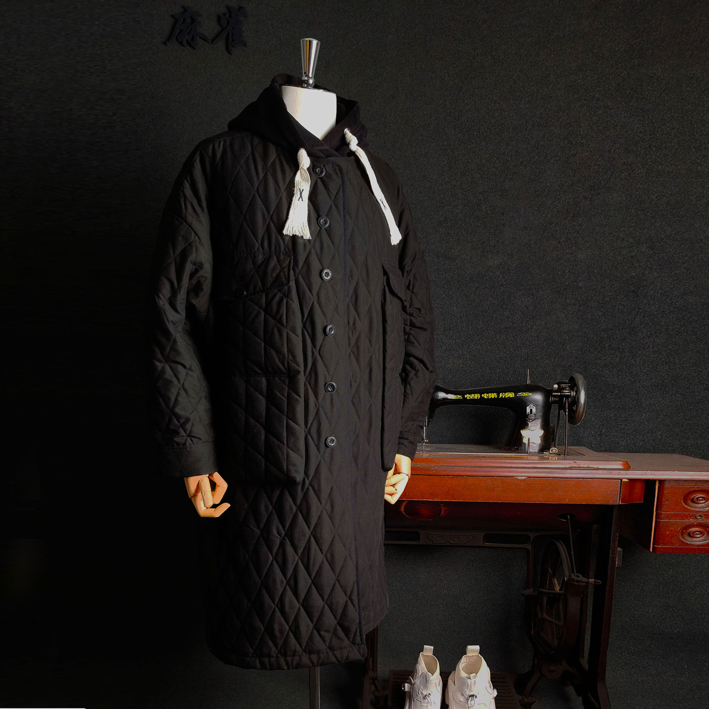 无领绗缝长款菱形格夹棉服外套