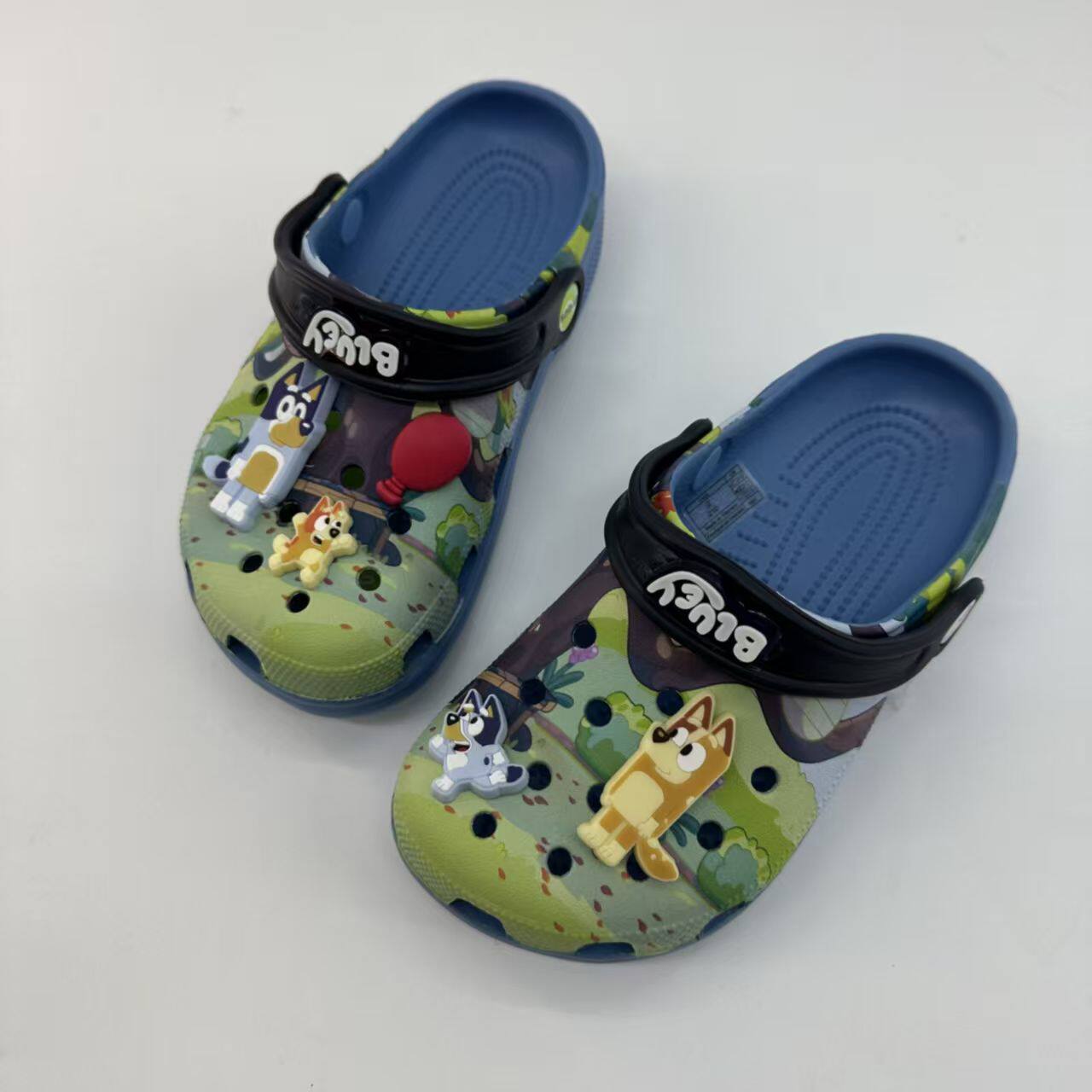 2025布鲁伊联名洞洞鞋新款凉鞋户外男童沙滩鞋透气拖鞋儿童男宝拖