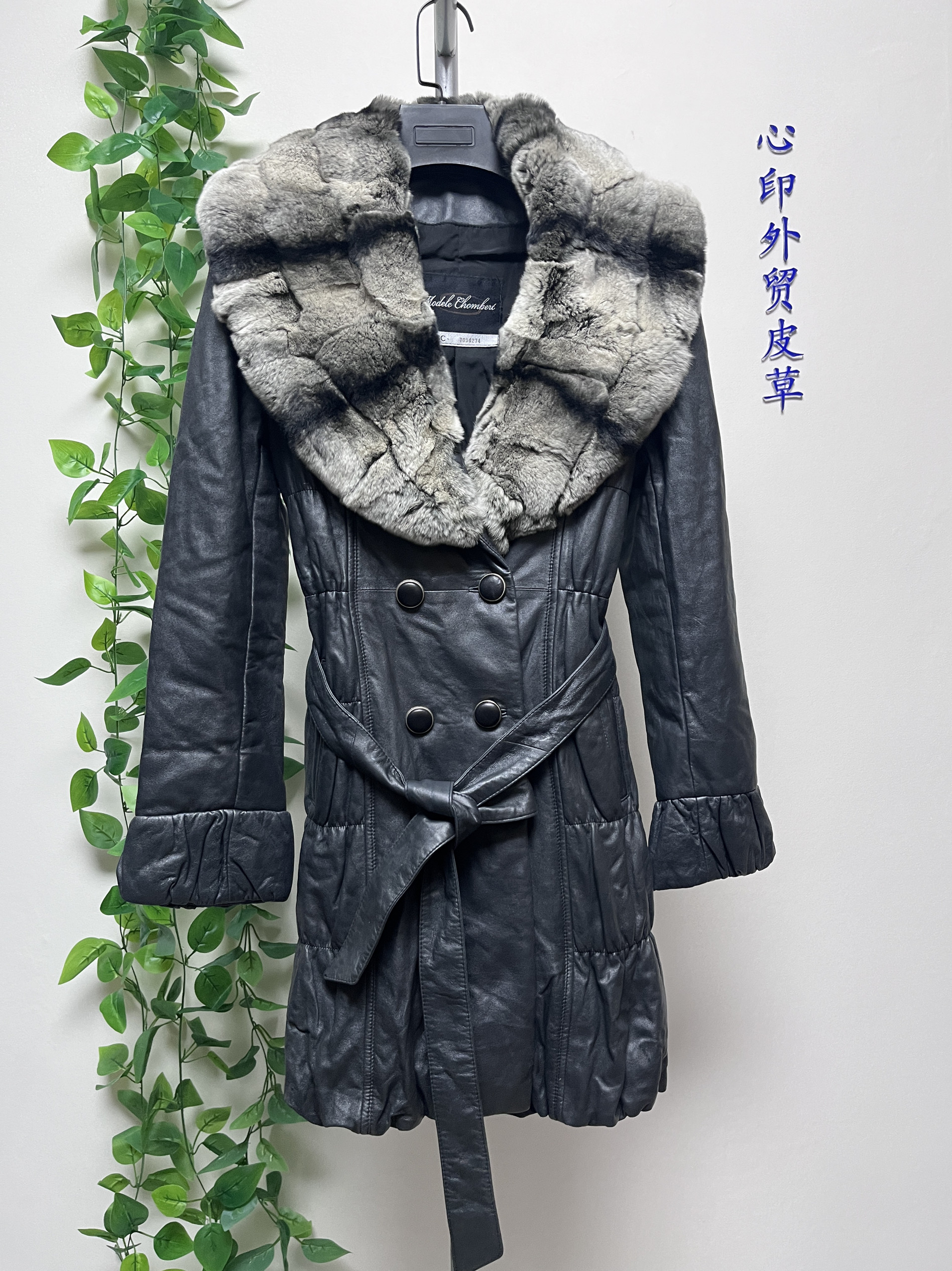断码尾货女士绵羊皮真皮皮衣加棉超大獭兔毛领保暖修身显瘦时尚款