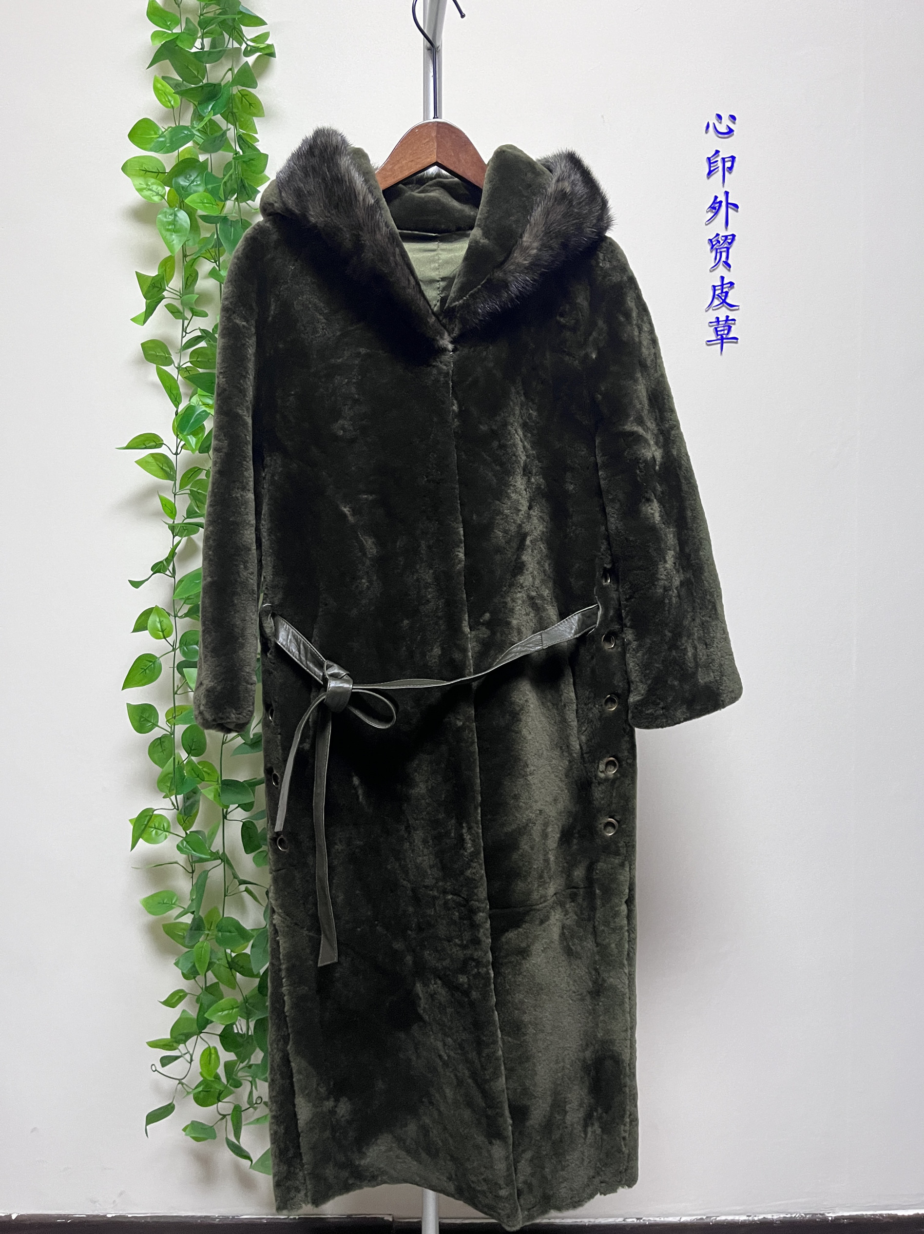 河北工厂女士原生态羊皮毛一体水貂连帽时尚加厚保暖修身款258