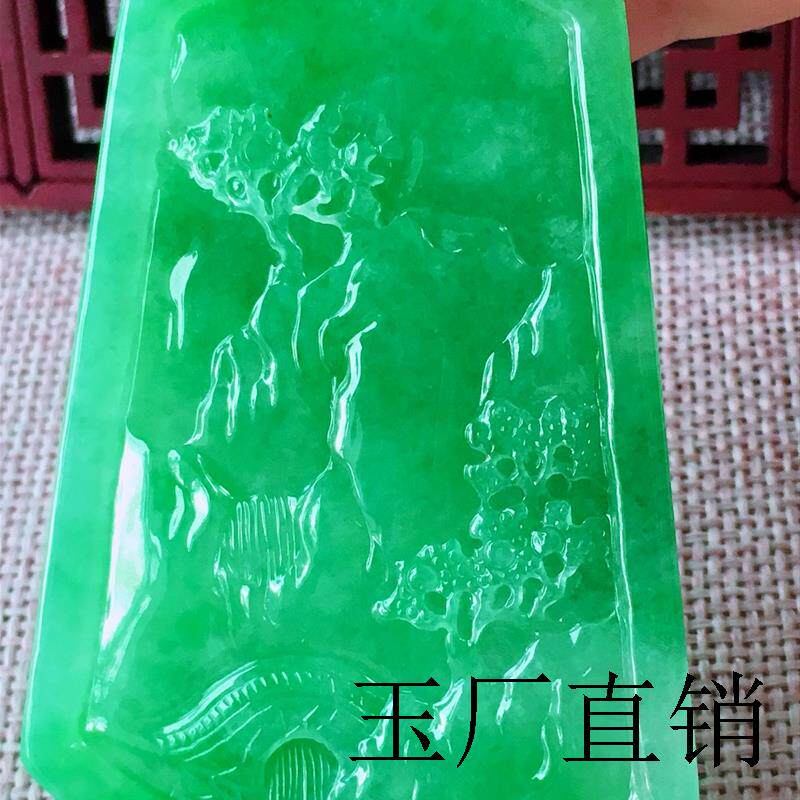 缅甸满绿糯冰种翡翠色山水牌精雕人物意境牌男女款翡翠色送礼包邮