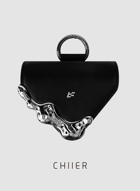 CHIIER融化系列黑色三角包黑银金属包迷你包异形金属暗黑小众@B72