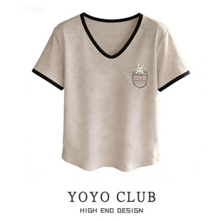 女装 品牌折扣2026夏季 大码 宽松显瘦减龄短袖 拼色V领百搭T恤潮 新款