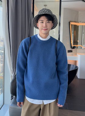 大富蓝色简约纯色打底针织衫男冬季高级感宽松套头圆领超显白毛衣
