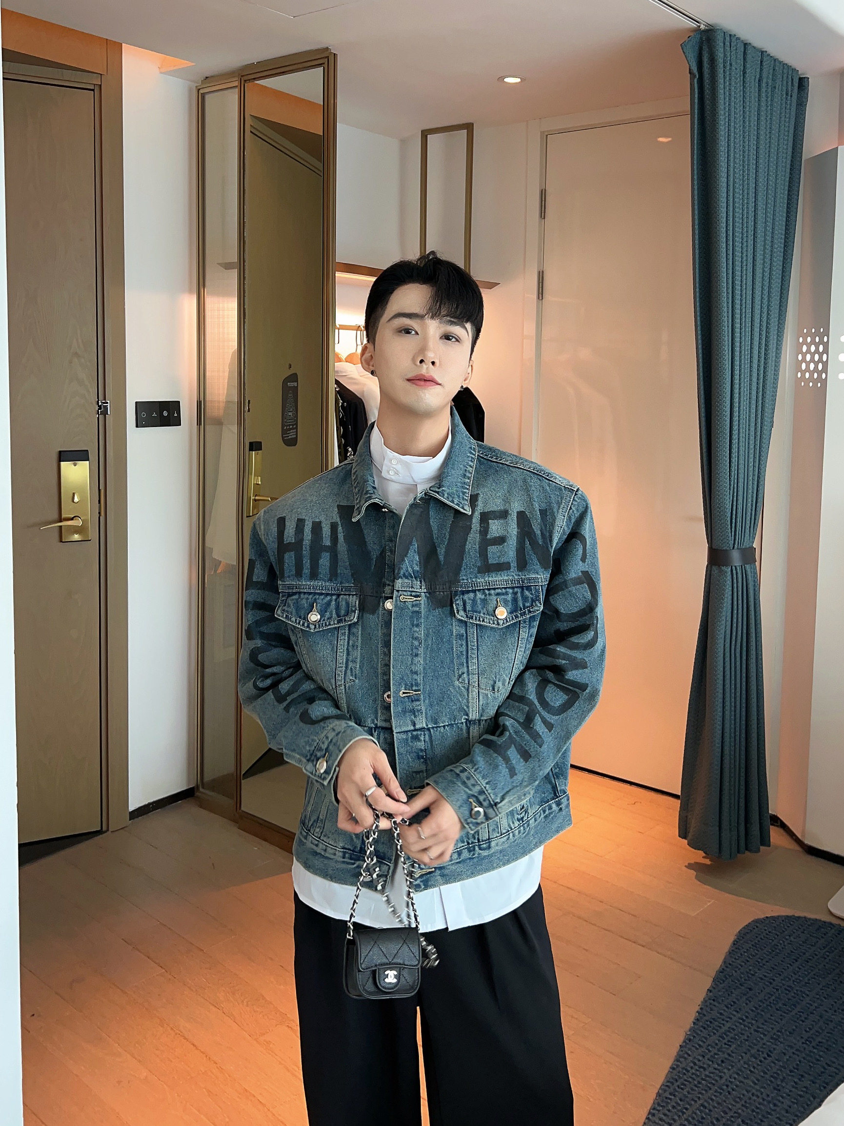 陈大富字母涂鸦垫肩牛仔外套男士2023秋冬复古宽松水洗拼接夹克潮