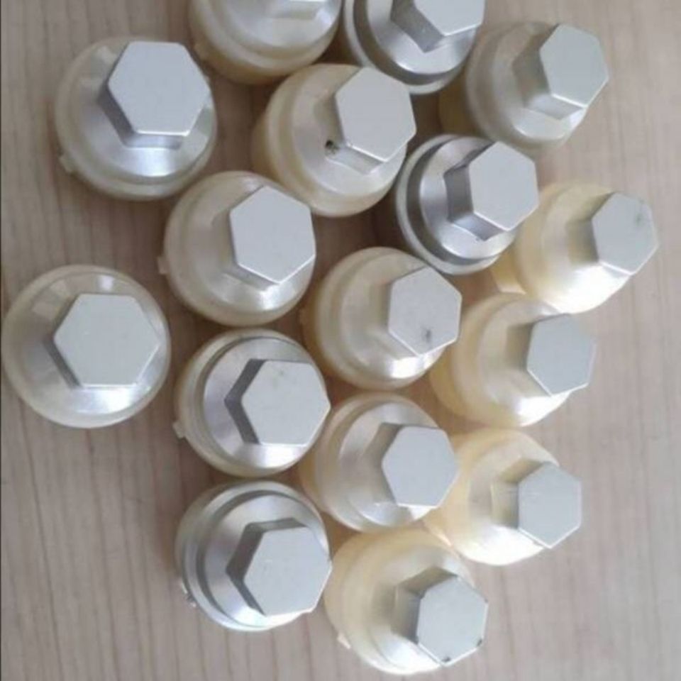 适用包邮奇瑞旗云1轮毂盖