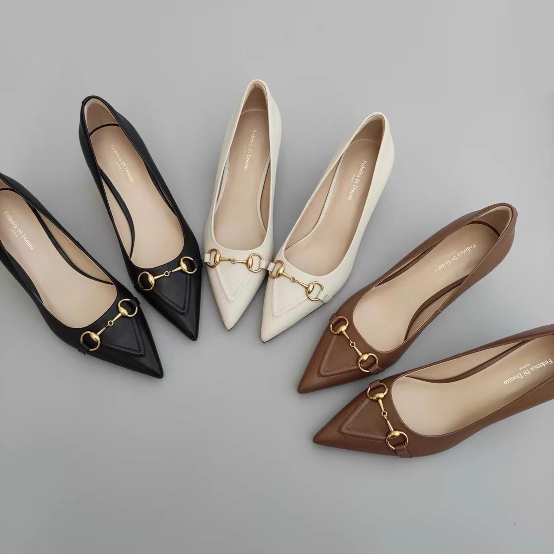 Federica Di Donato尖头经典马衔扣百搭中跟OL职场通勤上班单鞋女