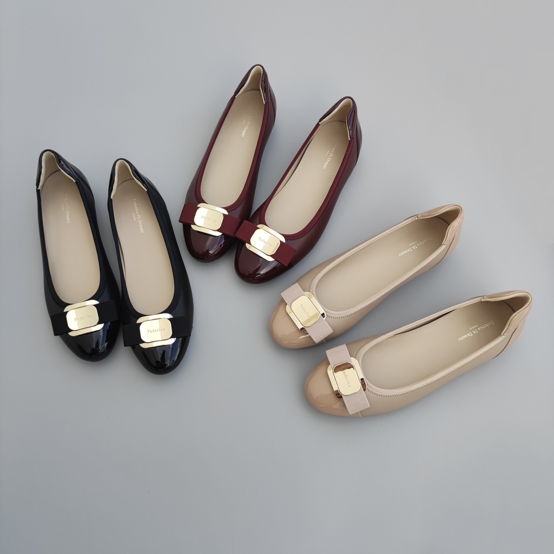 Federica Di Donato圆头浅口舒适羊皮金属扣蝴蝶结通勤平底单鞋女