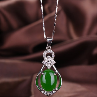 菠菜绿碧玉吊坠女款925银镶嵌和田玉蛋面原石吊坠挂件项链银包玉