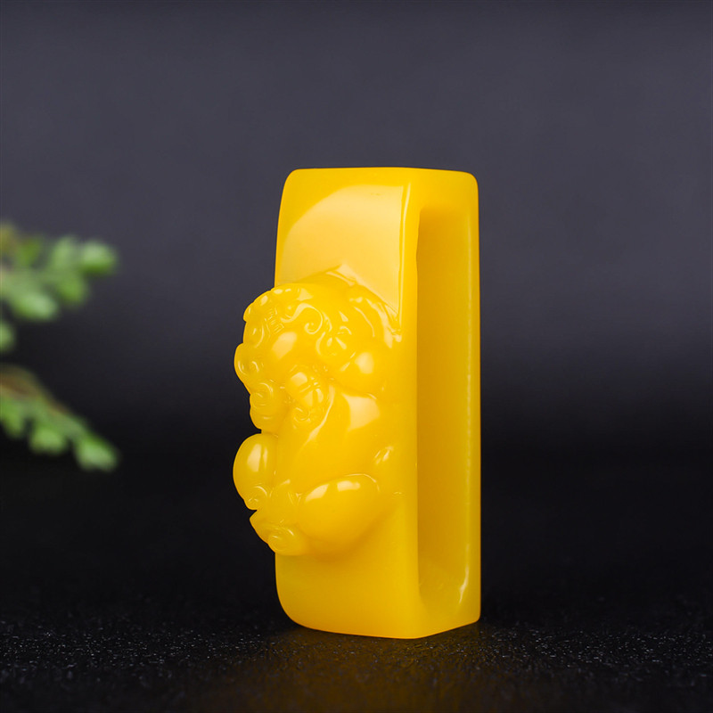 天然黄龙玉貔貅皮带扣 黄玉腰佩挂件双层腰扣进宝玉佩挂坠