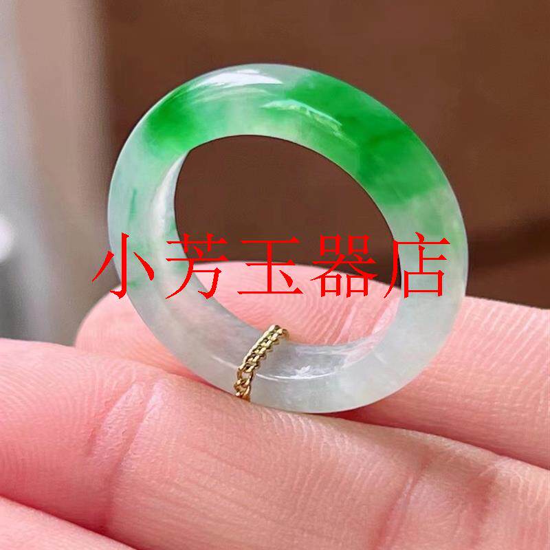 缅甸冰种白冰飘阳绿翡翠色玉戒指