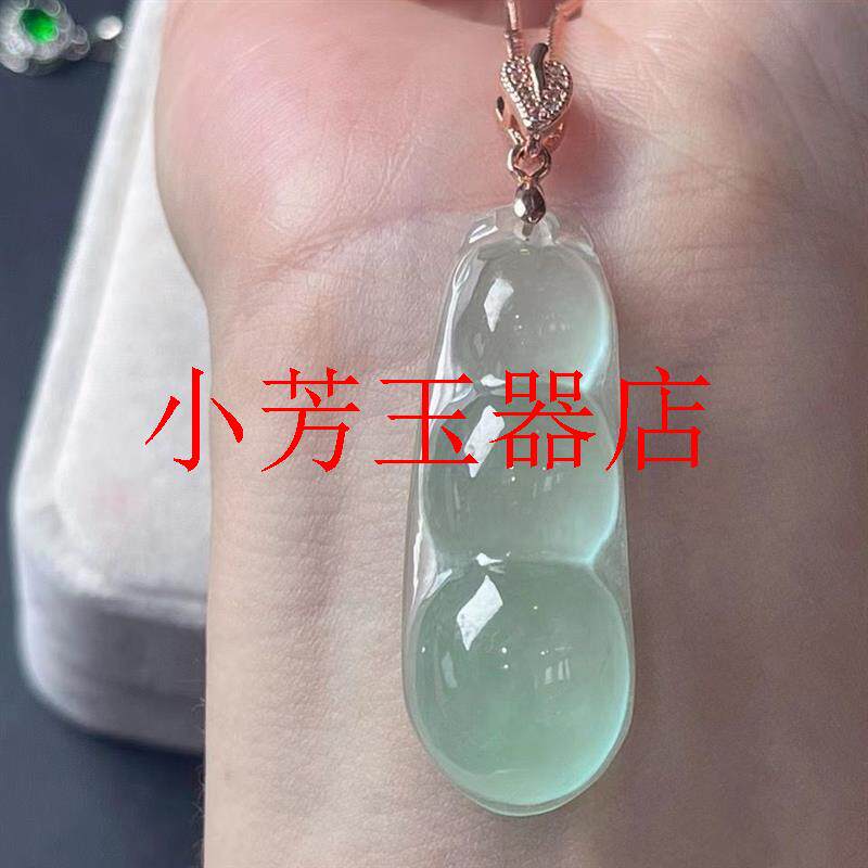 精品翡翠色四季豆玉坠项链女款福豆子精选玉石百搭毛衣链饰品送礼