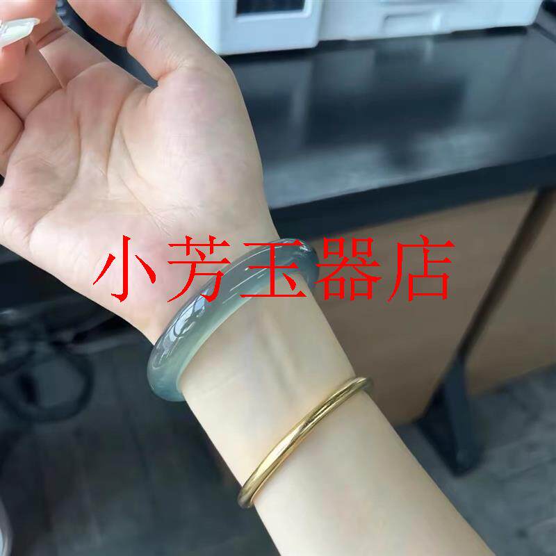 高品质新疆和田玉库里蓝高冰种玉髓手镯马料正圈晴水玉镯手镯女款