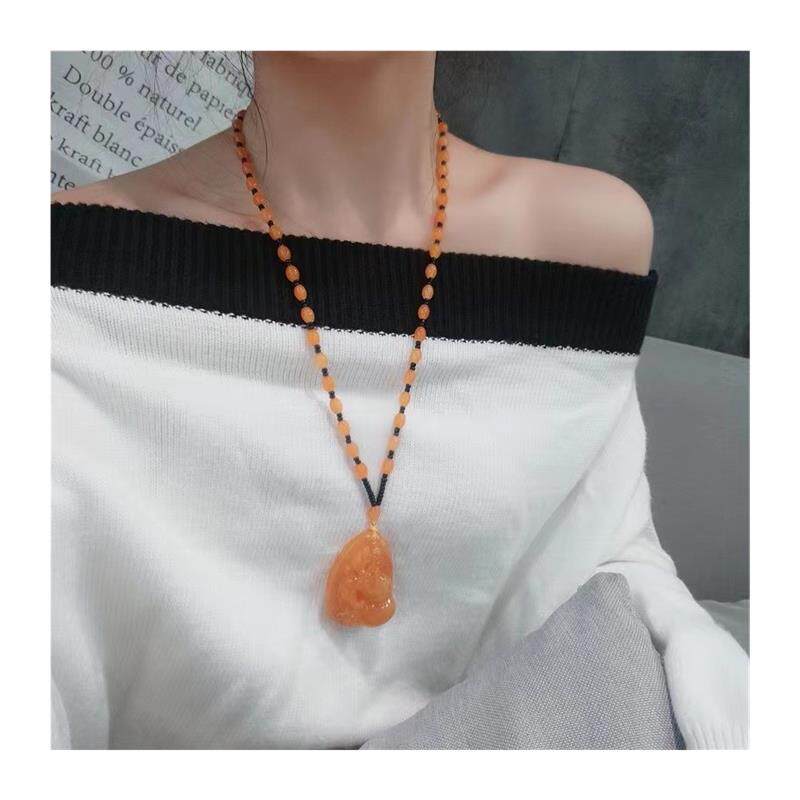 新品老蜜蜡琥珀吊坠男女款项链民族风水滴小众平安扣无事牌毛衣链