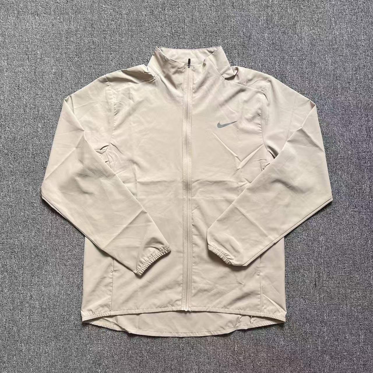 正品Nike耐克男运动跑步训练防晒速干透气立领夹克外套FB7500-251