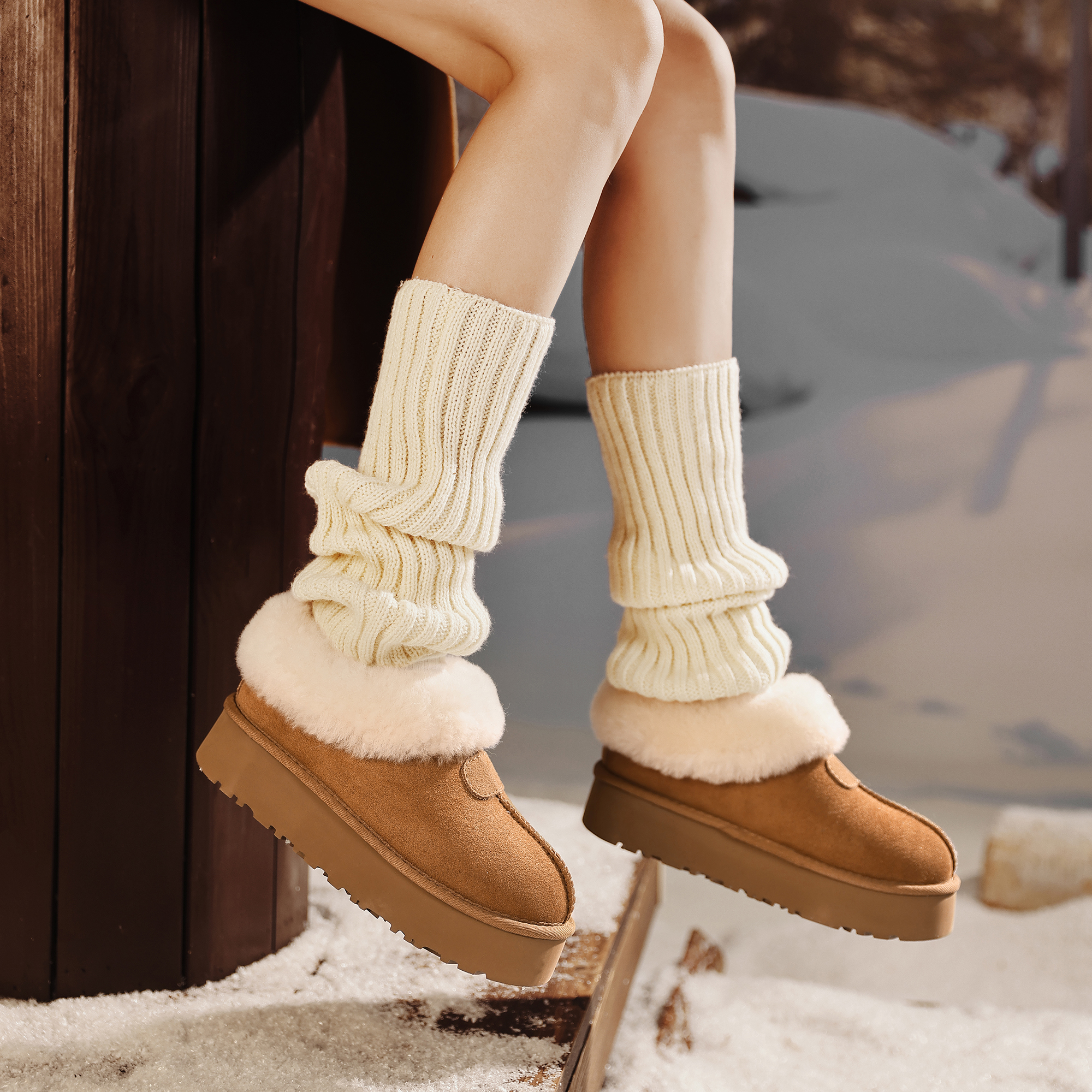 冬季羊皮毛一体保暖厚底雪地靴女