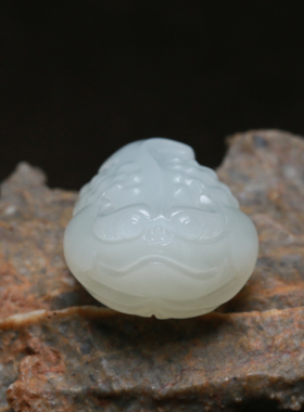 玉德堂新疆和田玉白玉籽料苏工三足金蟾戒面玉蟾吊坠配饰镶嵌DIY