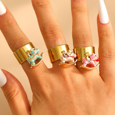 Golden wide-face alloy Color dripping Ring for Couple