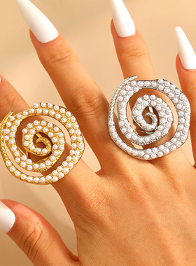 Retro exaggerated personality pearl circle spiral ring woman